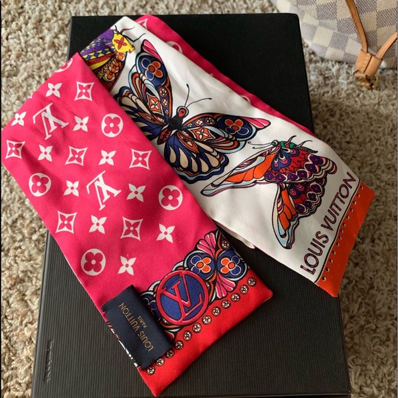 💥💌SOLD🎉📫LV Twilly - Picture 2 of 4